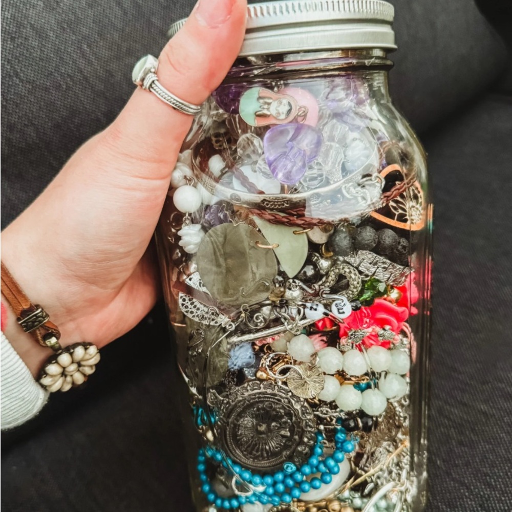 🌷sale🌷Colorful Mixed Jewelry Jar